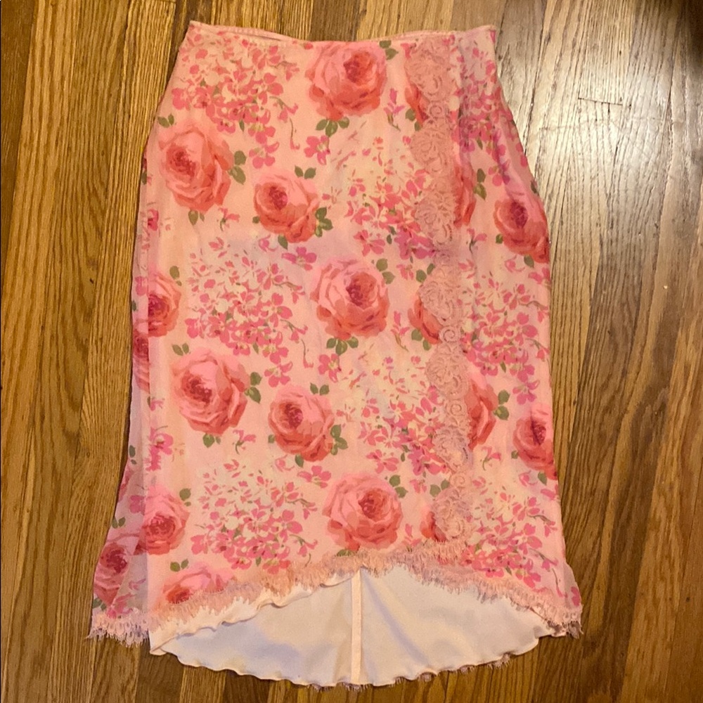 Betsey Johnson Y2K Silk Floral Pink Lace Trim Skirt